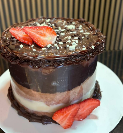 Bolo artesanal da Confeitaria Joyce Fidelis